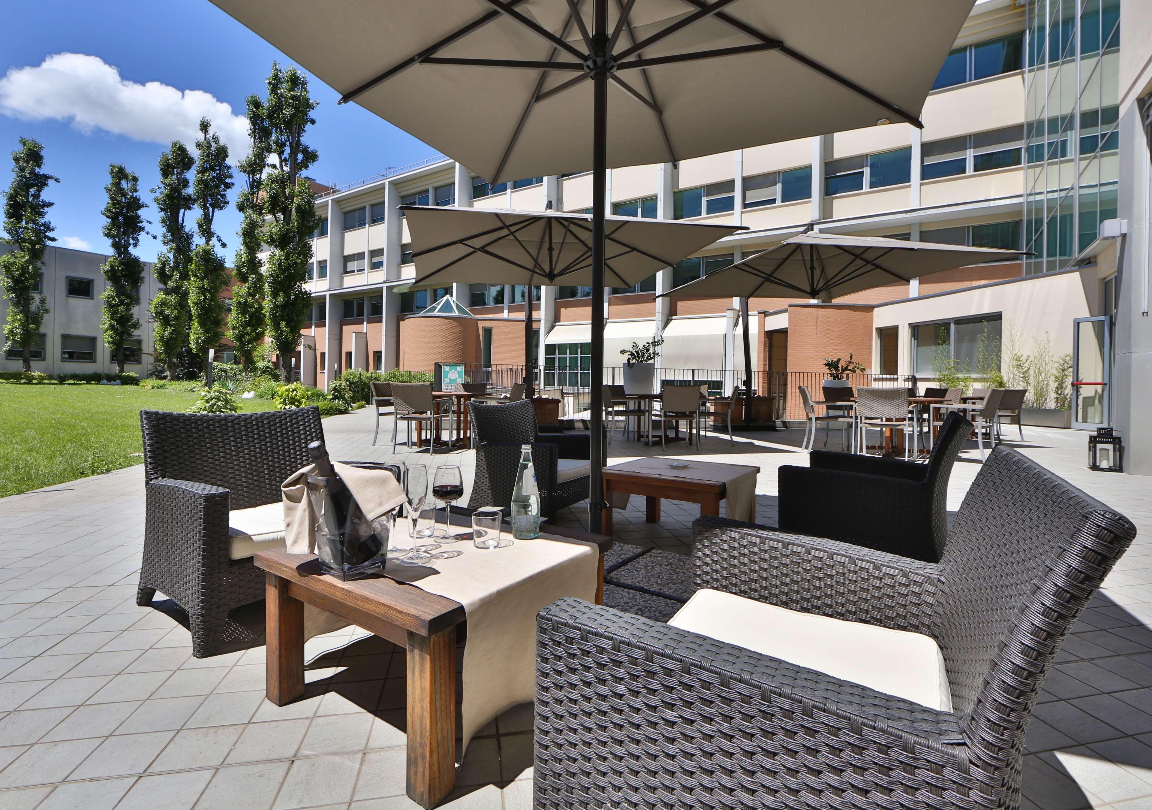 Best Western Plus Hotel Le Favaglie Cornaredo Eksteriør bilde